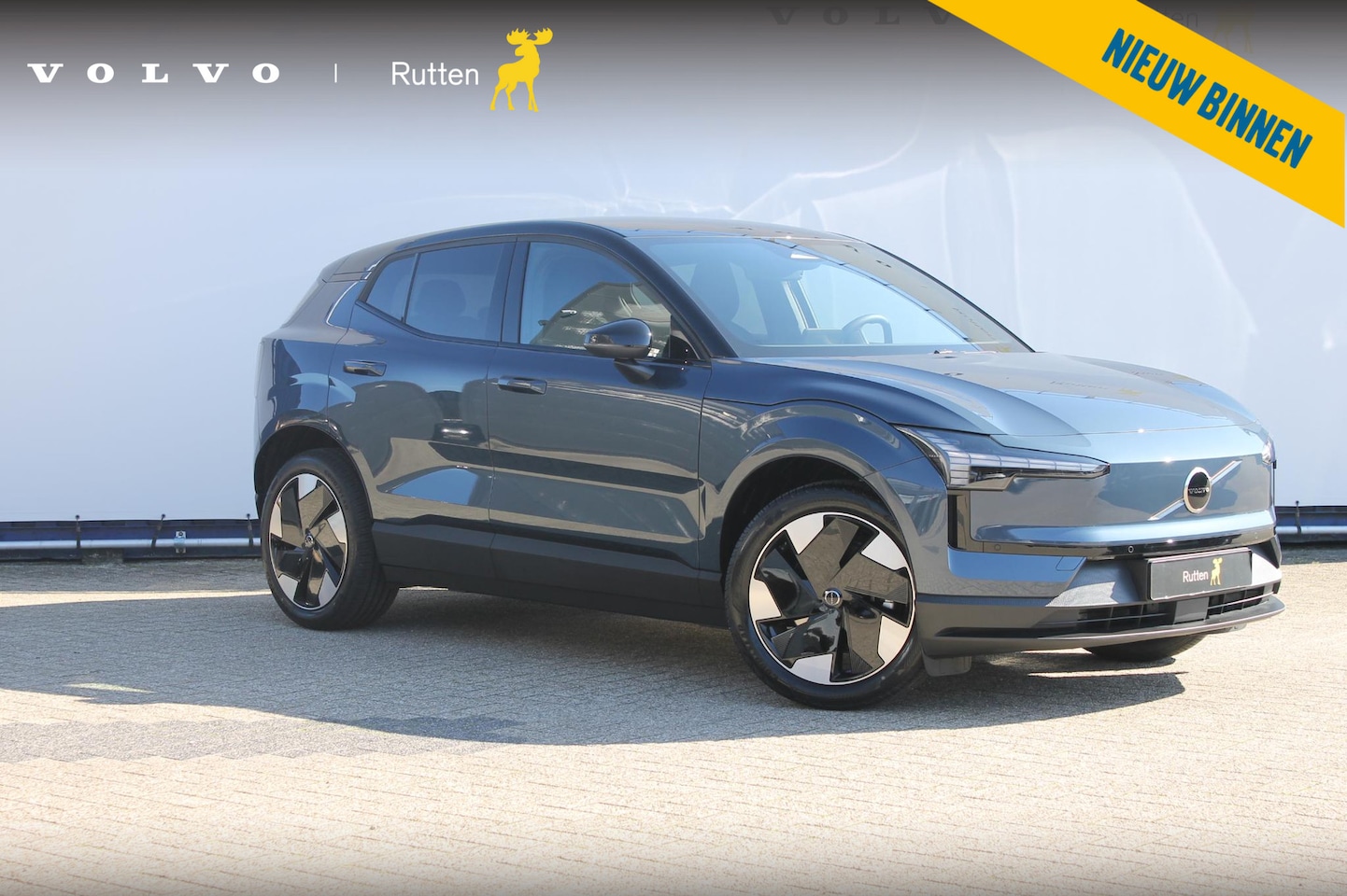 Volvo EX30 - P5 Long Range Plus Europa 69 kWh Google infotainment / Getint glas vanaf de B-stijl / Stoe - AutoWereld.nl