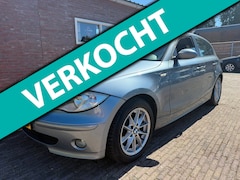 BMW 1-serie - 120i Automaat Airco Apk 11-11-2026 cruise LMV PDC