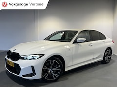 BMW 3-serie - 320e | Navigatie/Android/Apple Carplay | M-Pakket | Sfeerverlichting | LM Velgen | Cruise