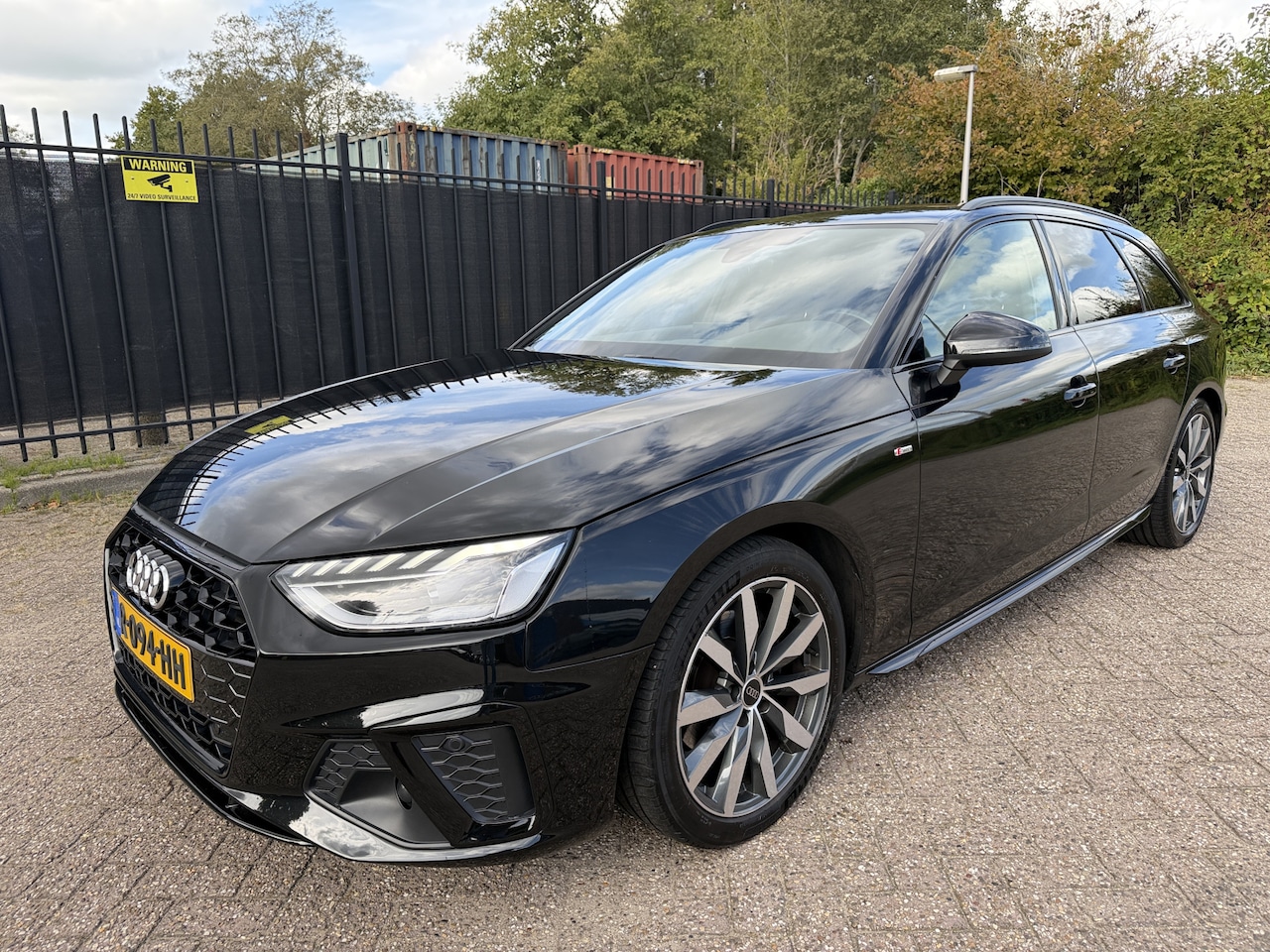 Audi A4 Avant - 35 TFSI S-Line Competition Carplay/Stoelverw/LED/Clima/Cruise - AutoWereld.nl