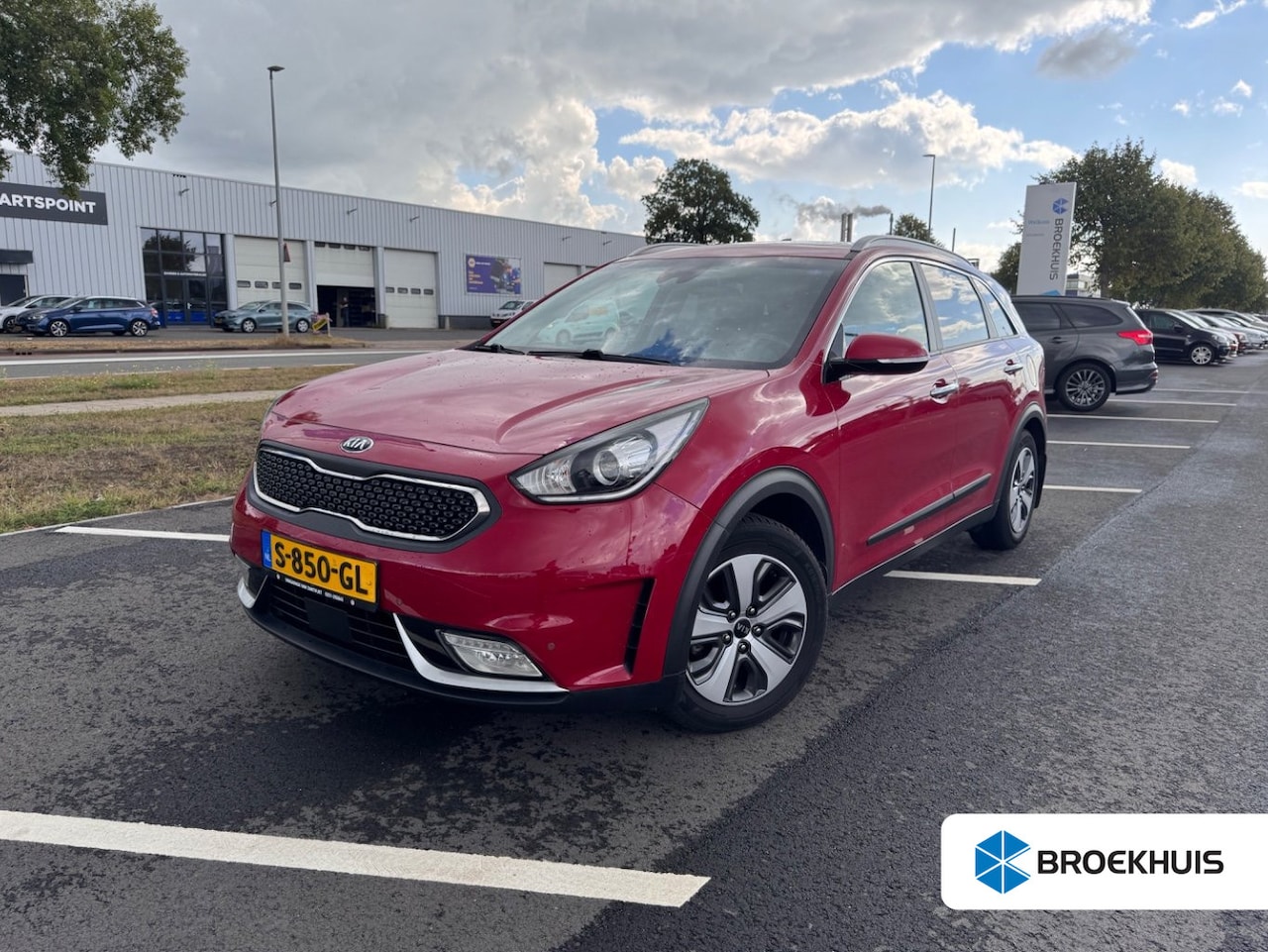Kia Niro - 1.6 GDi Hybrid DynamicLine l Trekhaak l Navigatie l Camera l Adapt. Cr Control l Climate C - AutoWereld.nl