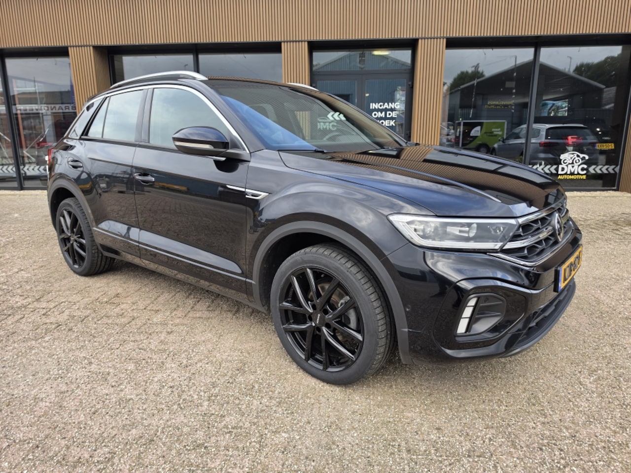 Volkswagen T-Roc - 1.0 TSI R-Line Bns | iq Led | Virtual | Carplay Android | PDC | ACC |Stoelverwarming - AutoWereld.nl