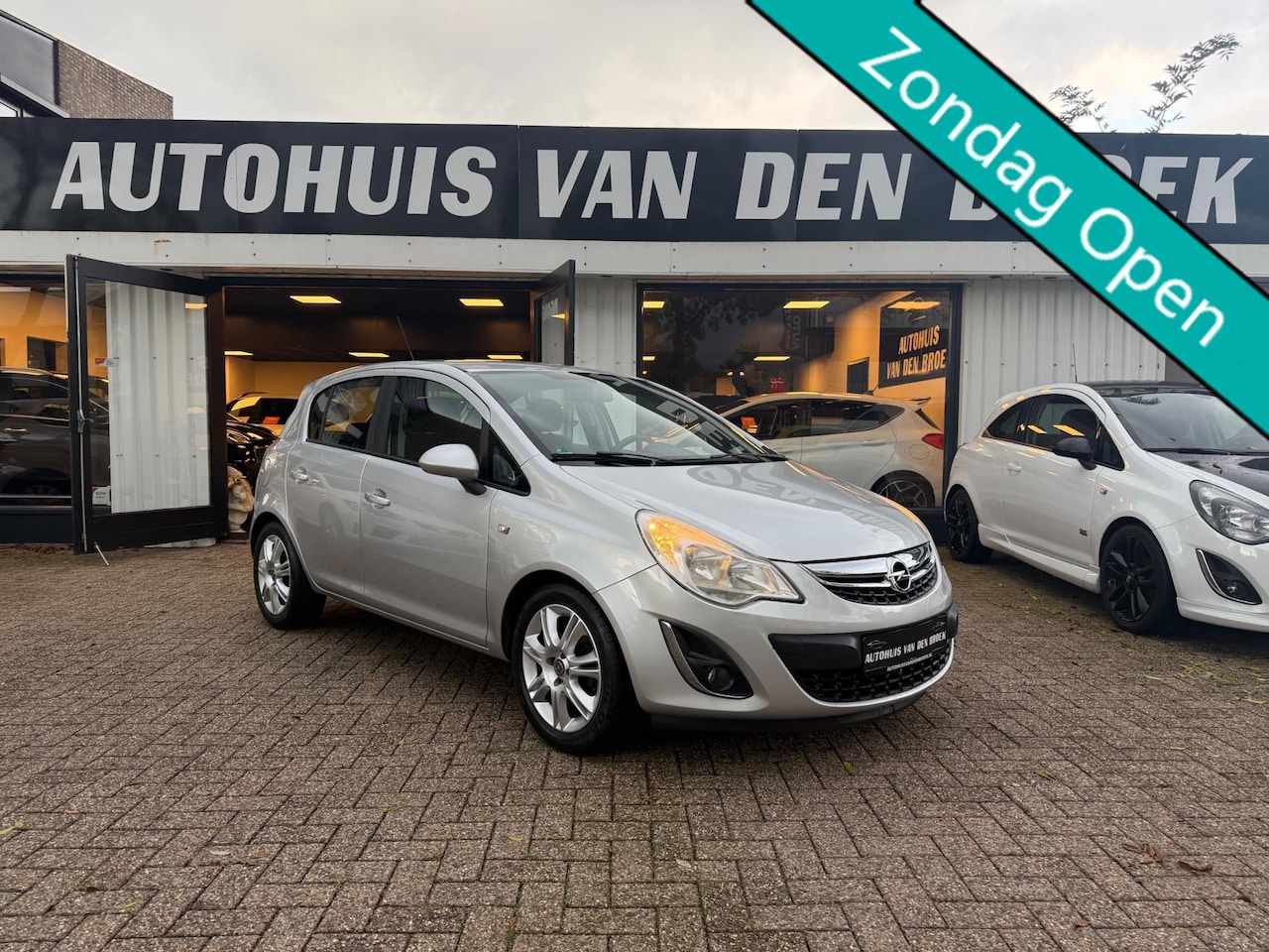 Opel Corsa - 1.2-12V Facelift|5Deurs|Airco|Cruise|Lmv|Elek Pakket|Nw Apk 04-02-2027 - AutoWereld.nl