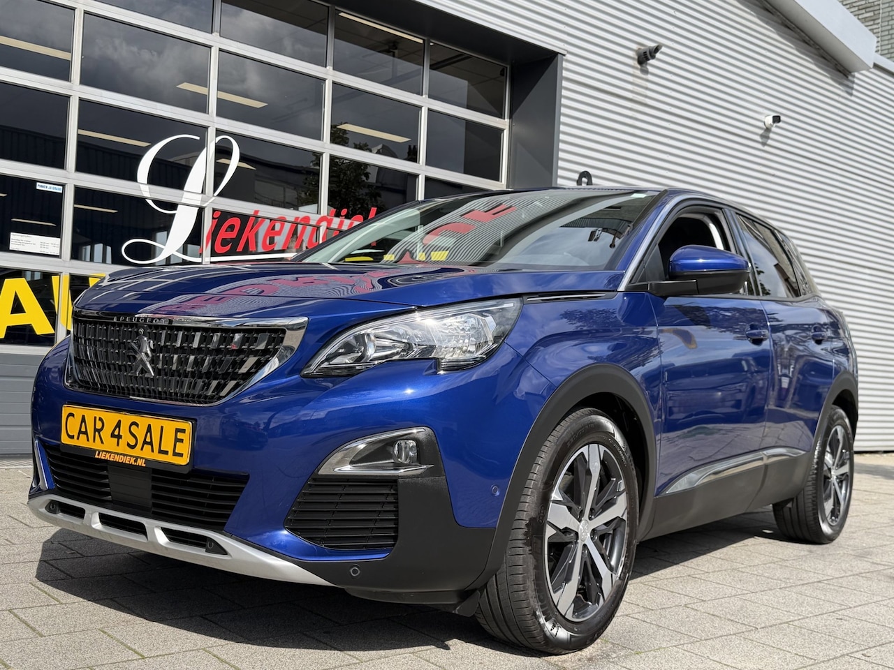 Peugeot 3008 - 1.2 PureTech Allure Pack - Navigatie / Apple Carplay I Airco I LED I DPC I Achteruitrij Ca - AutoWereld.nl