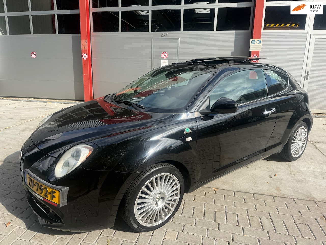 Alfa Romeo MiTo - 1.4 Progression PANO AIRCO ELEKTRISCHE RAMEN - AutoWereld.nl