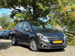 Peugeot 208 - 1.2 PureTech Allure | Automaat + Cruise + Camera Nu € 7.975,