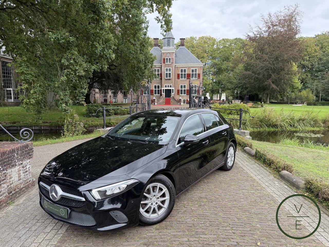 Mercedes-Benz A-klasse - 200 Business Solution | Leder | Camera | Stoelverwarming | Nieuwe Service & APK | Garantie - AutoWereld.nl