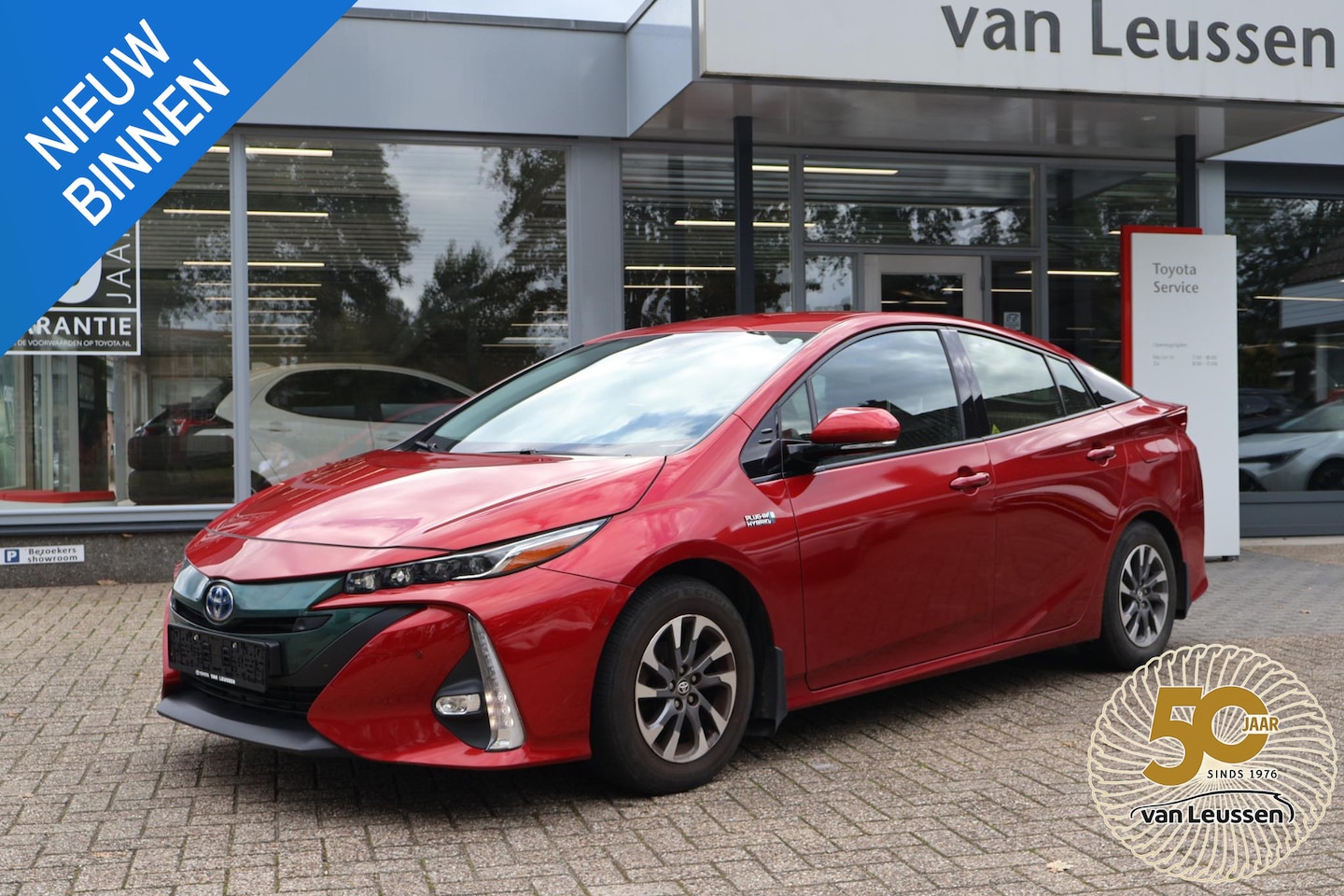 Toyota Prius - 1.8 Plug-in Executive LED APPLE/ANDROID - AutoWereld.nl