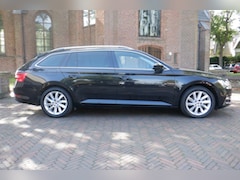 Skoda Superb Combi - 1.4 TSI PHEV( SOH 93.4%) TREKHAAK-BOVAG