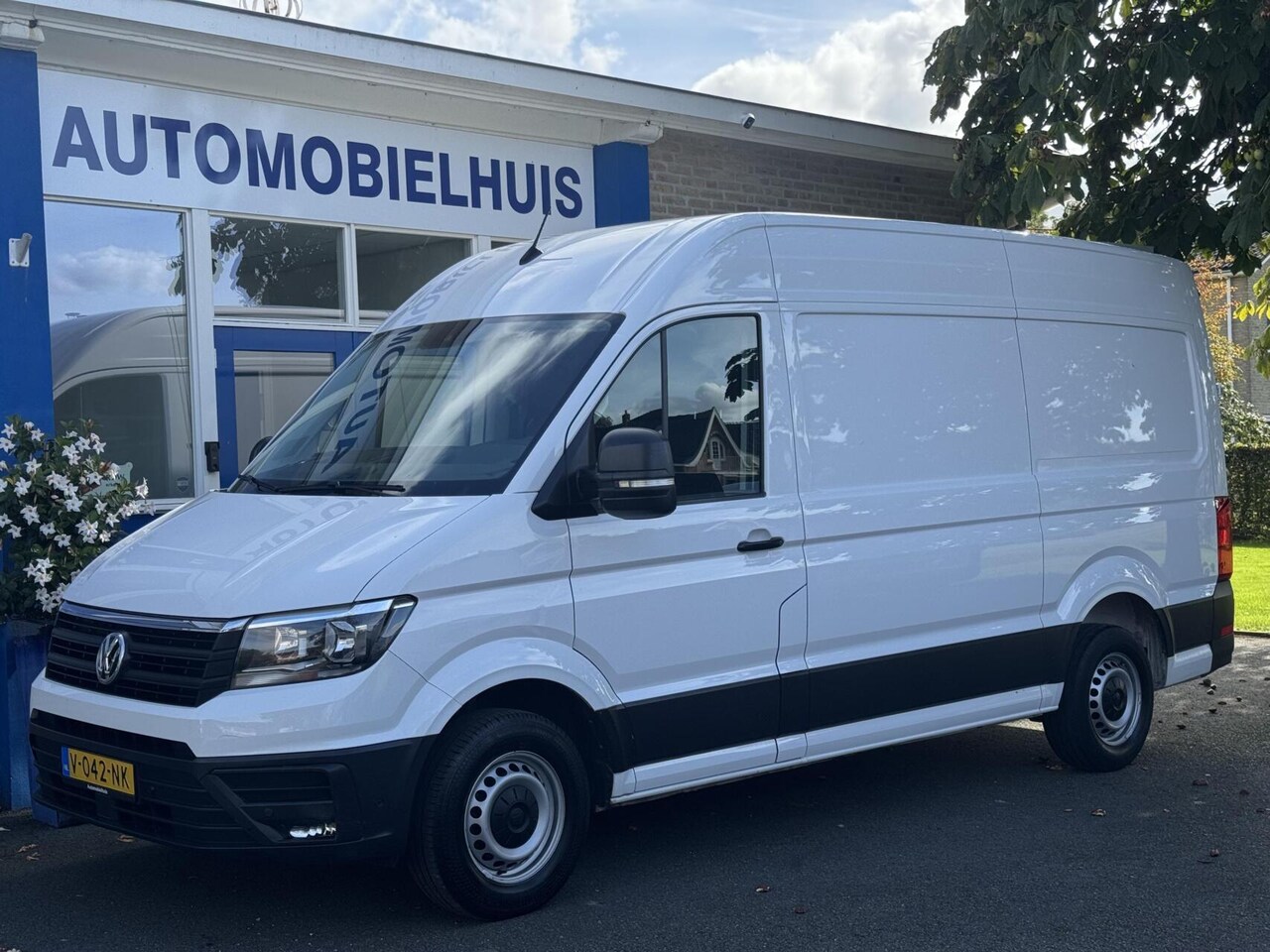 Volkswagen Crafter - Bestel 35 2.0 TDI L3H3 - AutoWereld.nl