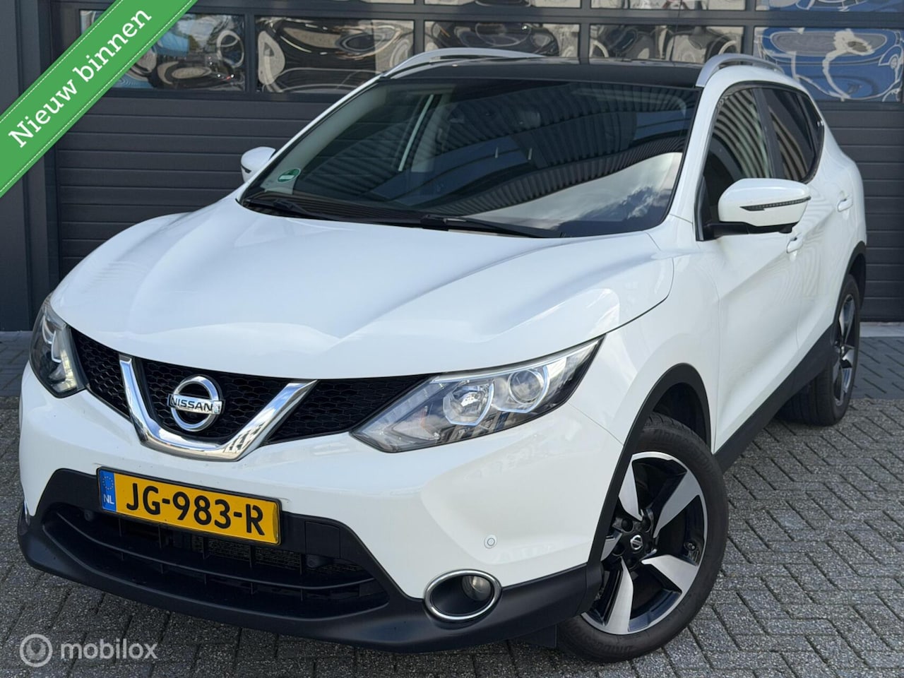 Nissan Qashqai - 1.2 N-Connecta | Pano | 360 Cam | Cruise con - AutoWereld.nl