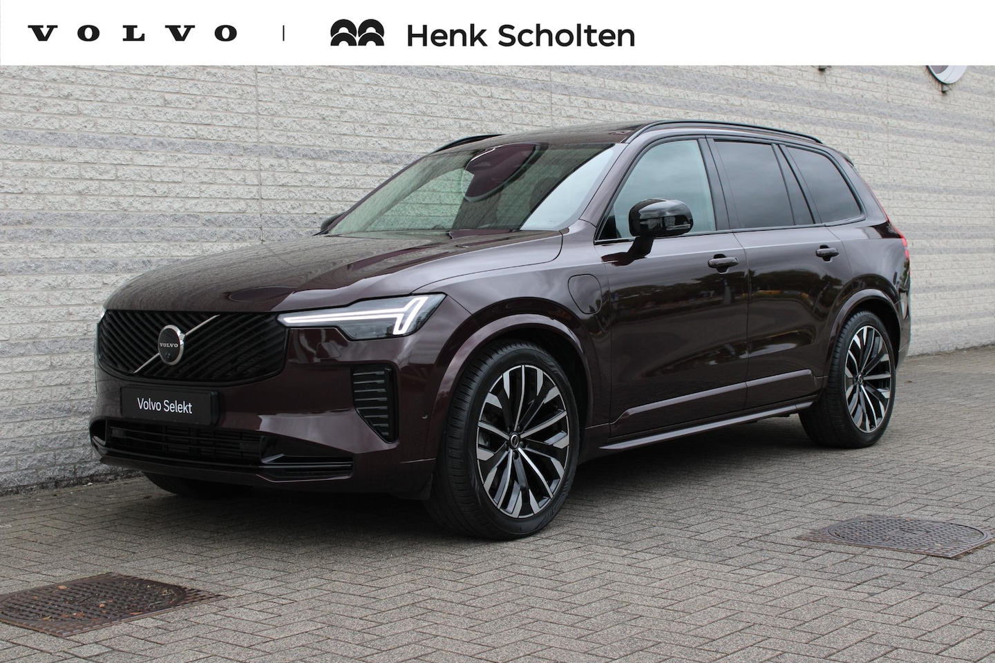 Volvo XC90 - 2.0 T8 Plug-in hybrid AWD Ultra Dark Luchtvering | Panoramadak | Trekhaak | Verwarmbare vo - AutoWereld.nl