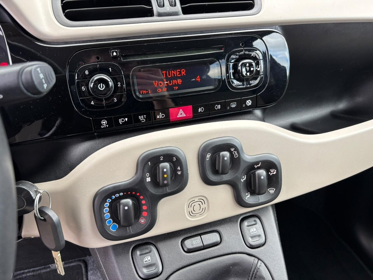 Fiat Panda - 0.9 TwinAir Lounge | AIRCO | ELEK. PAKKET |