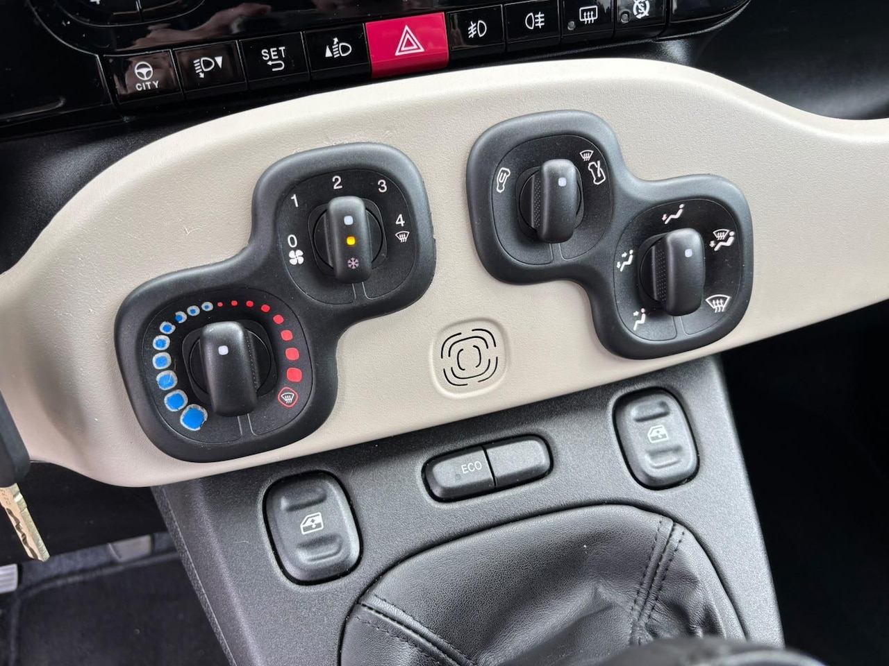 Fiat Panda - 0.9 TwinAir Lounge | AIRCO | ELEK. PAKKET |