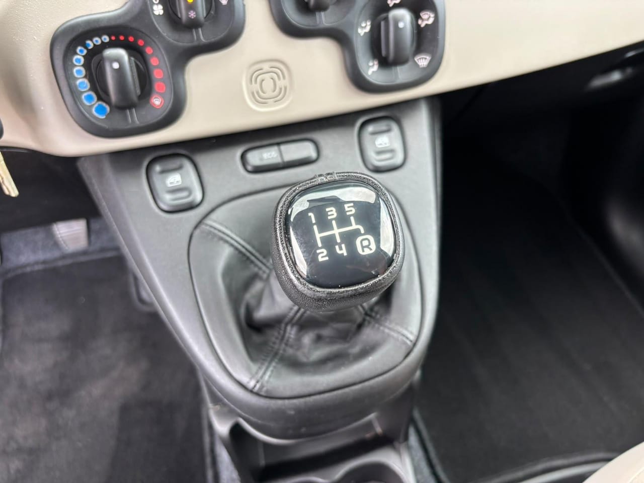 Fiat Panda - 0.9 TwinAir Lounge | AIRCO | ELEK. PAKKET |
