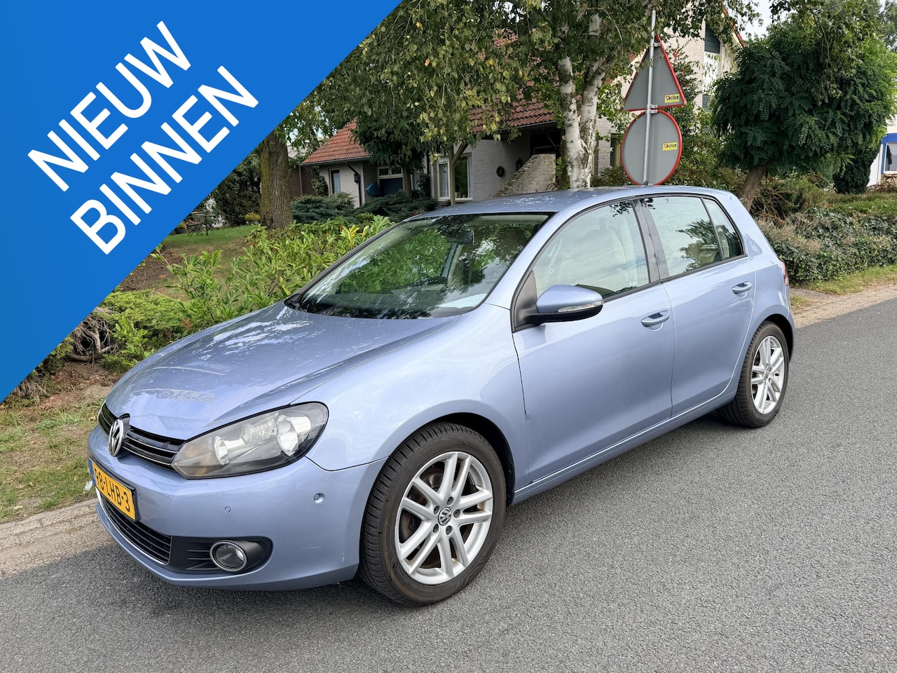 Volkswagen Golf - 1.2 TSI 105PK Highline•Leder•Navi - AutoWereld.nl