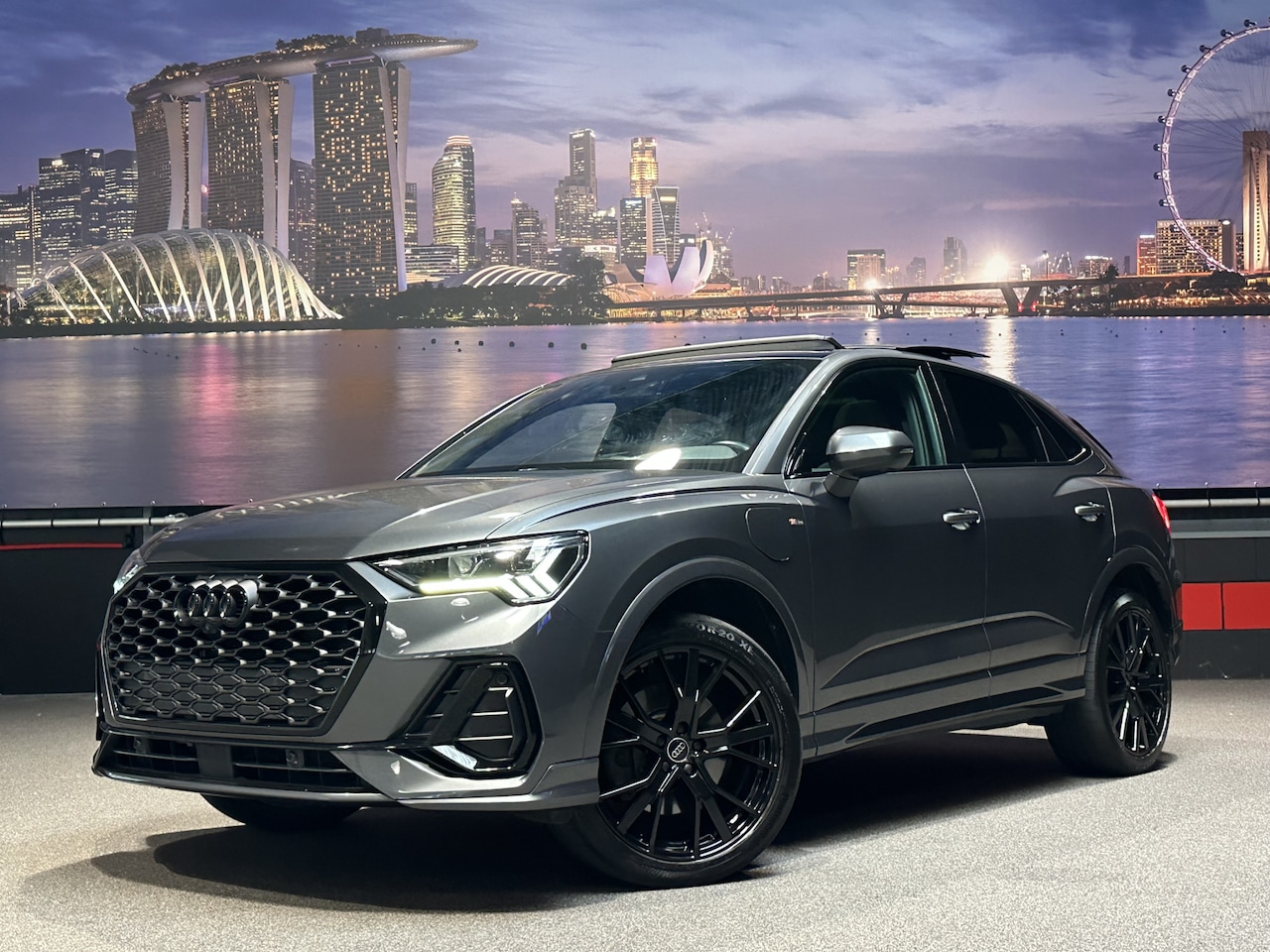Audi Q3 Sportback - 35 TFSI 3x S-Line Trekhaak|Keyless|camera|Panorama|Leder - AutoWereld.nl
