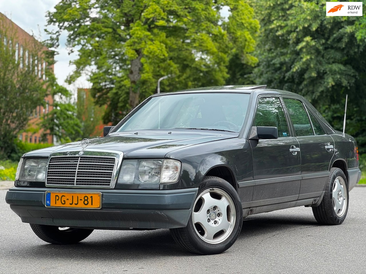 Mercedes-Benz 200-500 (W124) - 260 E 6CILINDER - AutoWereld.nl