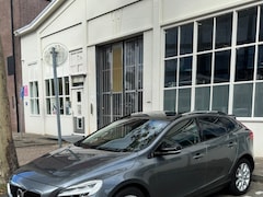 Volvo V40 Cross Country - 1.5 T3 Polar+ Luxury