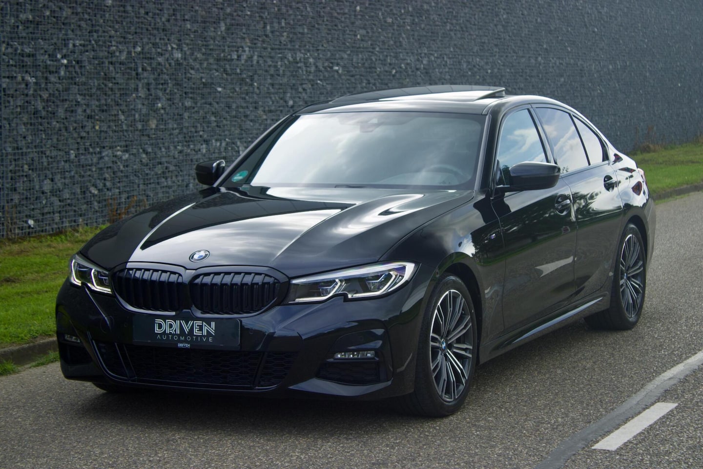 BMW 3-serie - 330i High Executive 330i High Executive - AutoWereld.nl
