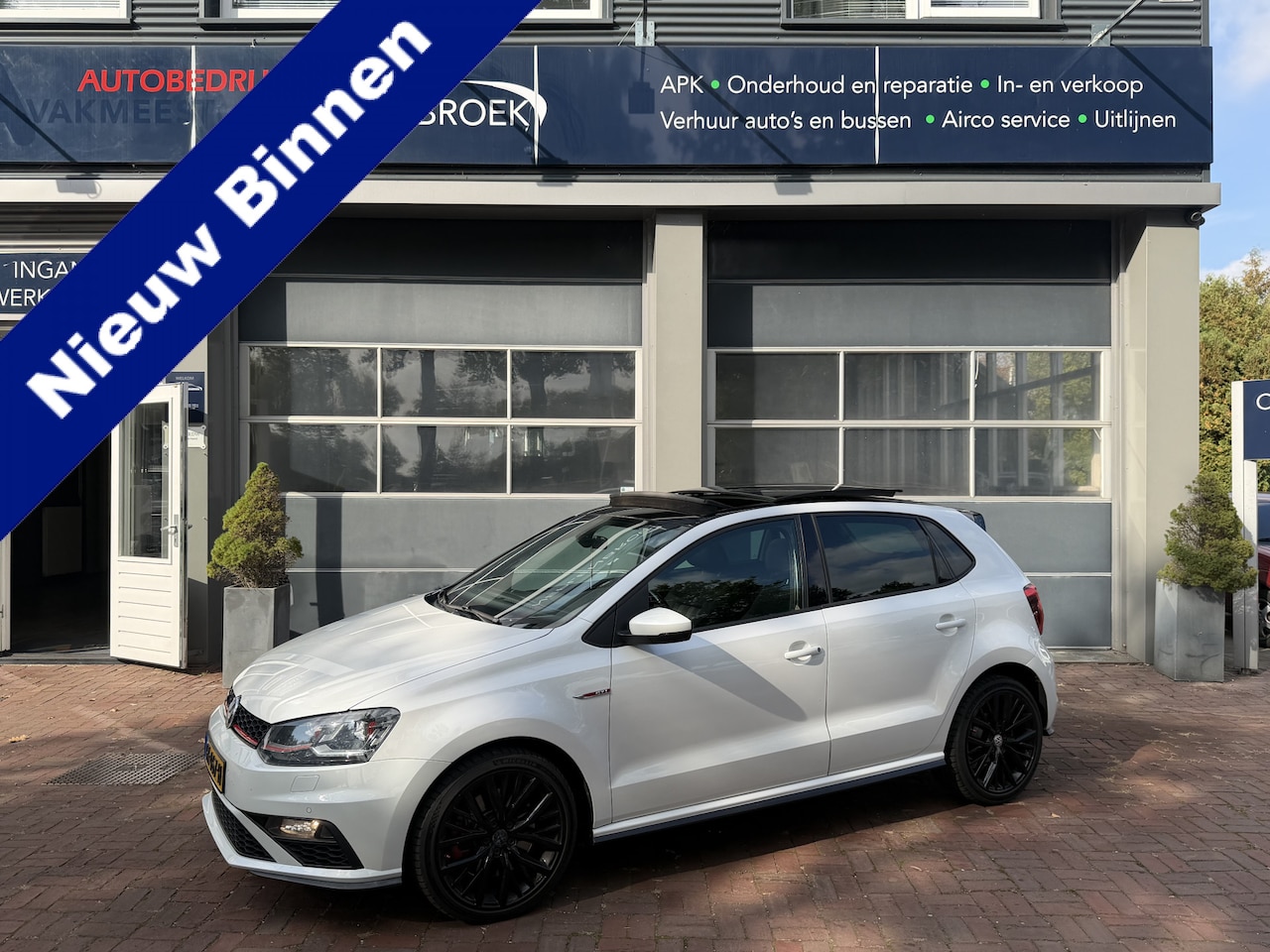 Volkswagen Polo - 1.8 TSI GTI Automaat 200pk Bj 2015 Navi,Schuifdak,18inch,Cruise Dealer onderhouden - AutoWereld.nl