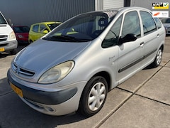 Citroën Xsara Picasso - 1.6i slechts 106778km nap nette auto