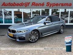 BMW 5-serie - 520i High Executive | M Pakket | Schuif/kanteldak | Sfeerverlichting | Apple Carplay