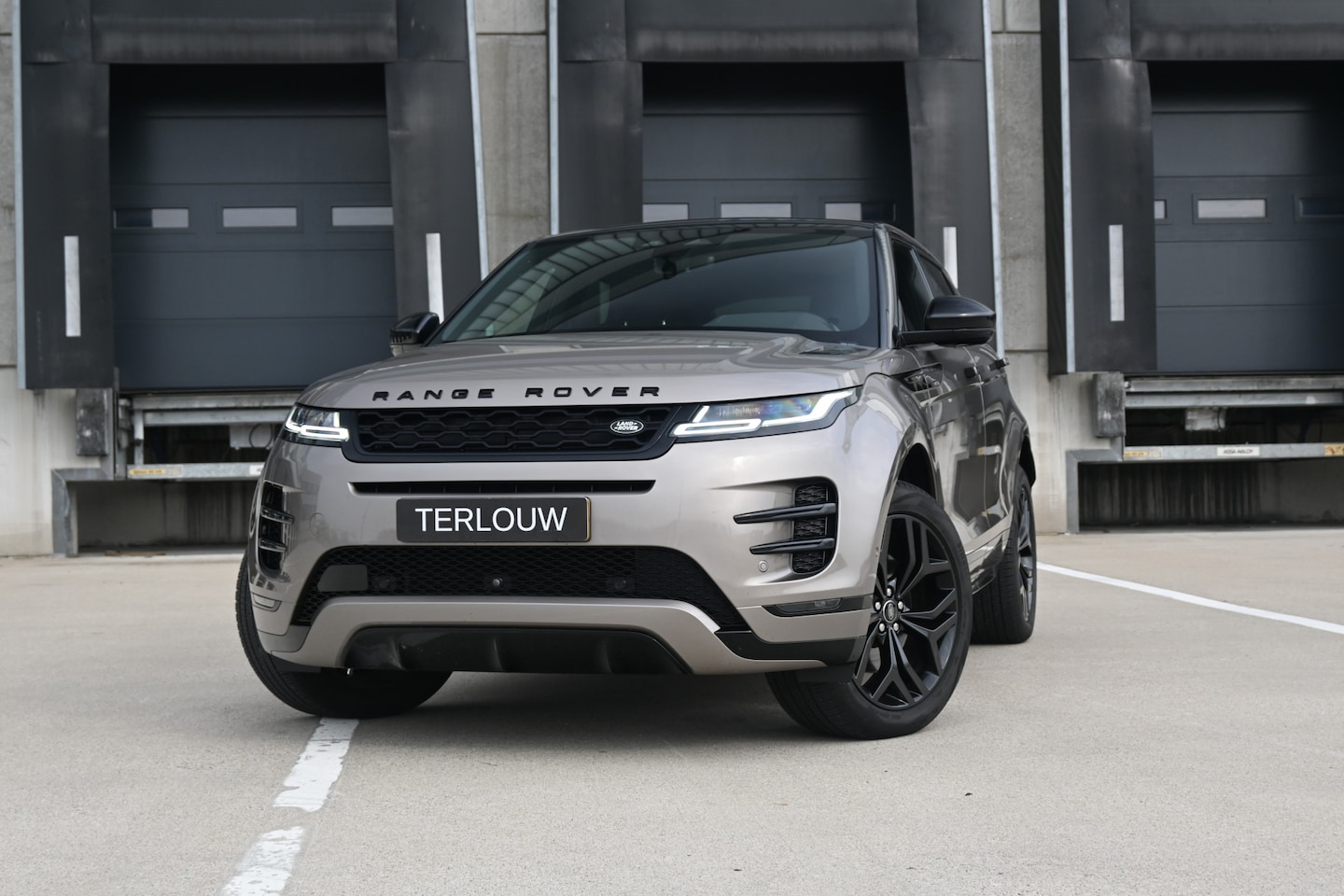 Land Rover Range Rover Evoque - 1.5 P300e AWD R-Dynamic SE 1.5 P300e AWD R-Dynamic SE - AutoWereld.nl