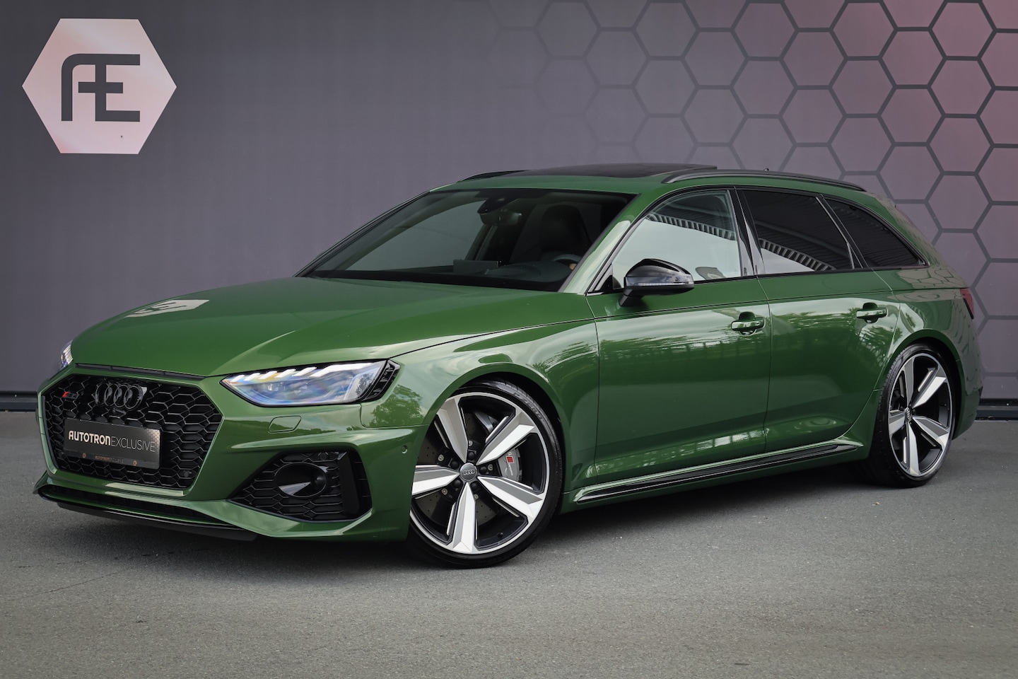 Audi A4 Avant - 2.9 TFSI RS 4 quattro BTW | KERAMISCH | MASSAGE | PANORAMADAK | ADAPTIVE | STOELVERWARMING - AutoWereld.nl