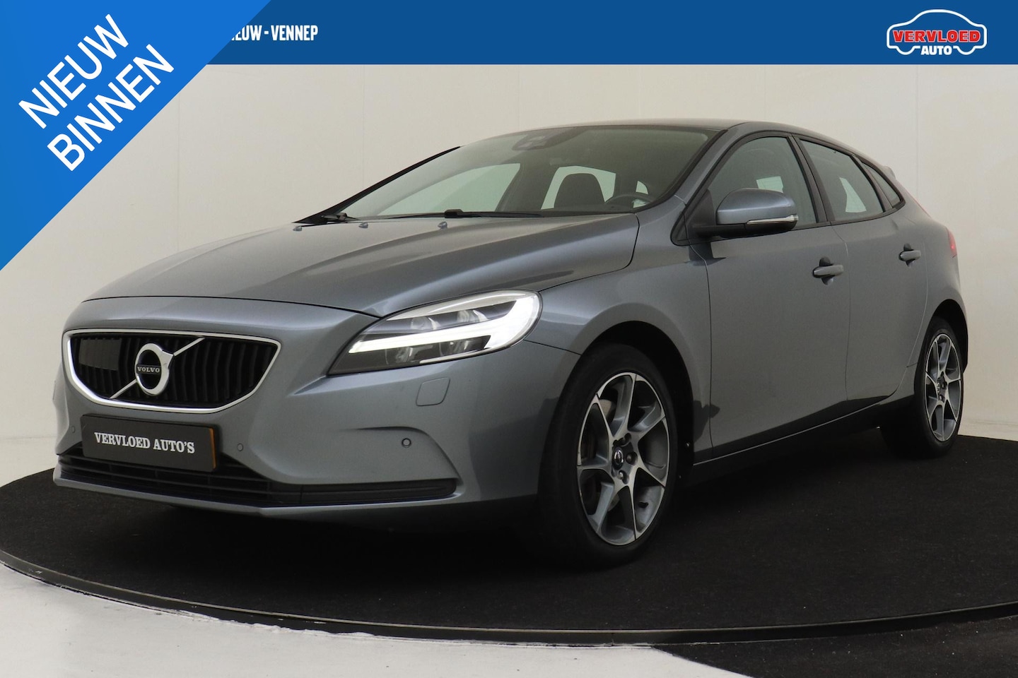 Volvo V40 - T3 AUT. MOMENTUM -ADAP.CRUISE|CAMERA|PDC|PERFORMANCE.AUDIO|KEYLESS|STANDKACHEL|ADAP.LED|BL - AutoWereld.nl