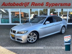 BMW 3-serie - 318i Corporate Lease | M Pakket | Parkeersensoren | Bluetooth | Navi