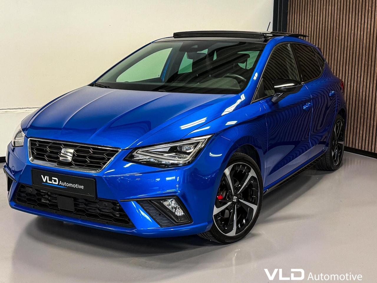 SEAT Ibiza - 1.0 TSI FR LED PANO BEATS CAM CARPLAY ALCANTARA - AutoWereld.nl