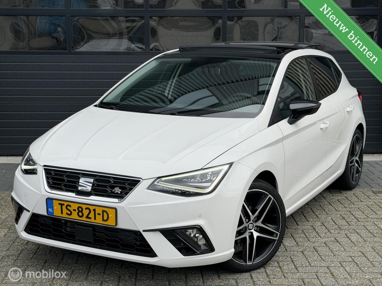 SEAT Ibiza - 1.0 TSI FR Business Intense | LED | Pano | ACC - AutoWereld.nl