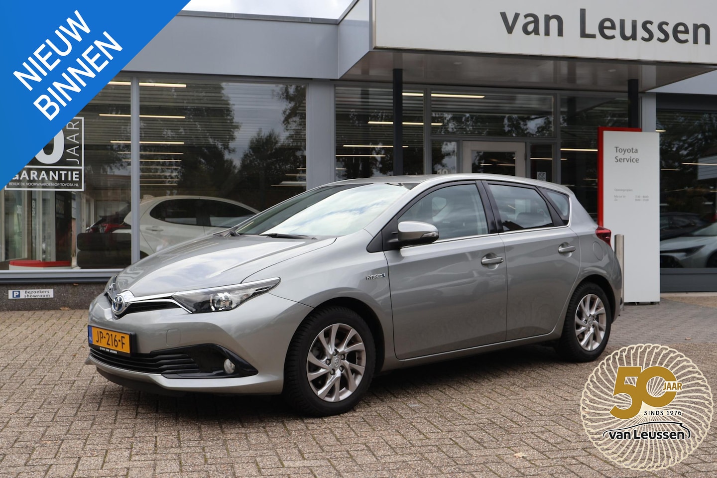 Toyota Auris - 1.8 HYBRID ASPIRATION 5-DEURS CAMERA CRUISE NL-AUTO - AutoWereld.nl