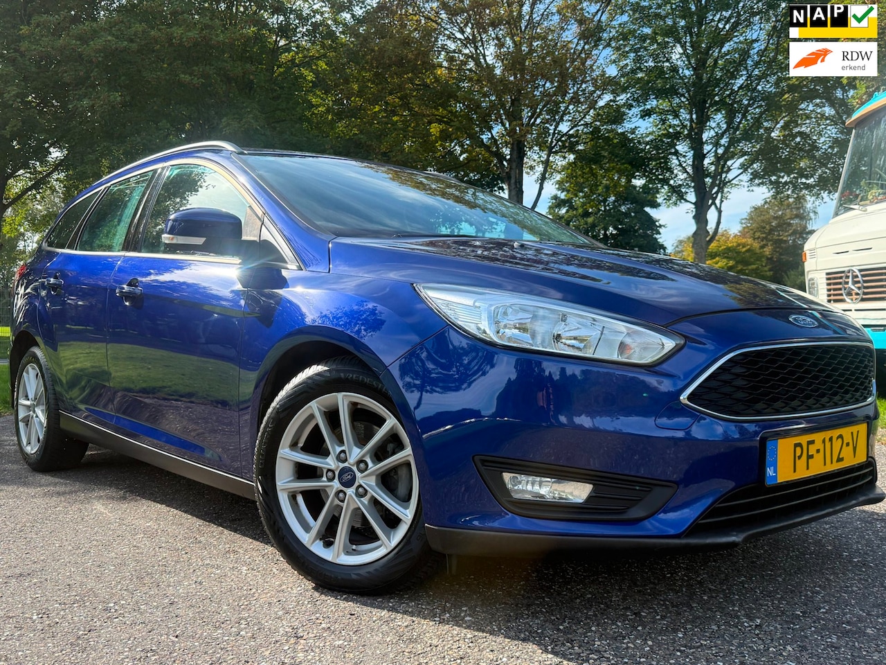 Ford Focus Wagon - 1.0 D.Riem VV | Airco | Carplay | Navi | PDC | - AutoWereld.nl