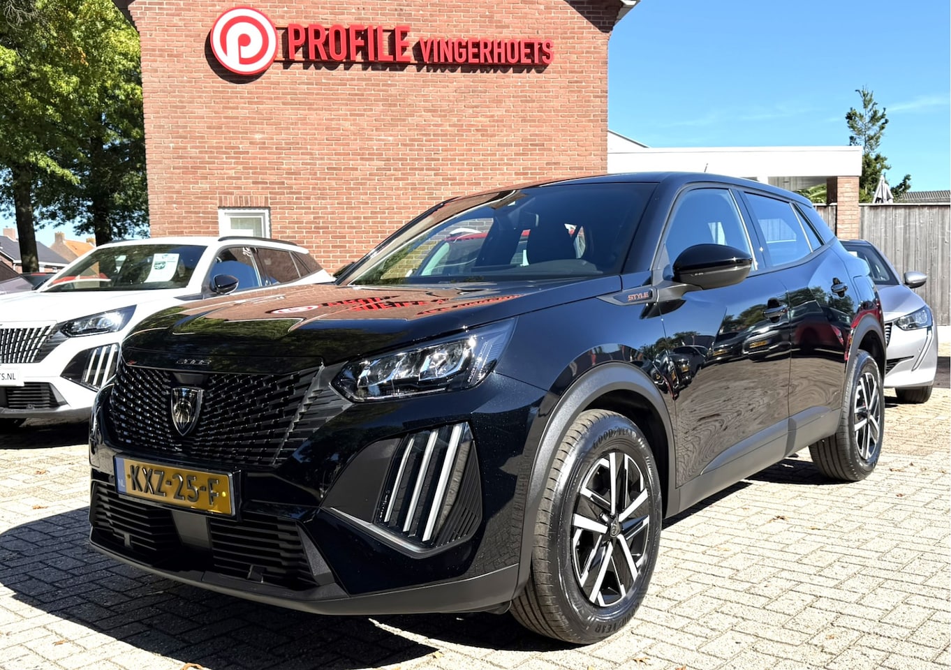 Peugeot 2008 - 1.2 Hybrid 136 Style Hybride + Benzine * Climate & Cruise Control * Navigatie & Spotify vi - AutoWereld.nl