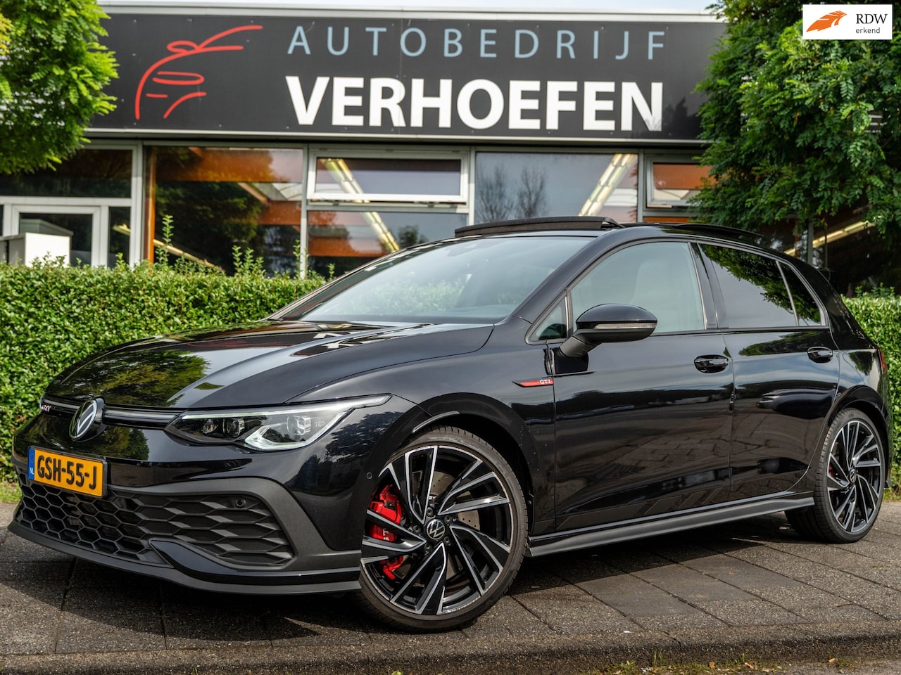 Volkswagen Golf - 2.0 TSI GTI | FULL OPTION | PANORAMA | ADAPTIVE / LANE ASSIST | APPLE CARPLAY | PARKEER CA - AutoWereld.nl