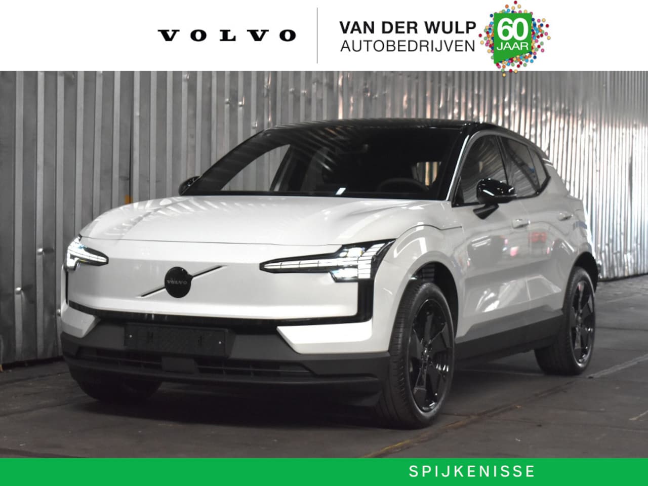 Volvo EX30 - P5 Long Range 69kWh/272PK Plus Black Edition | Elektrische stoelen | - AutoWereld.nl