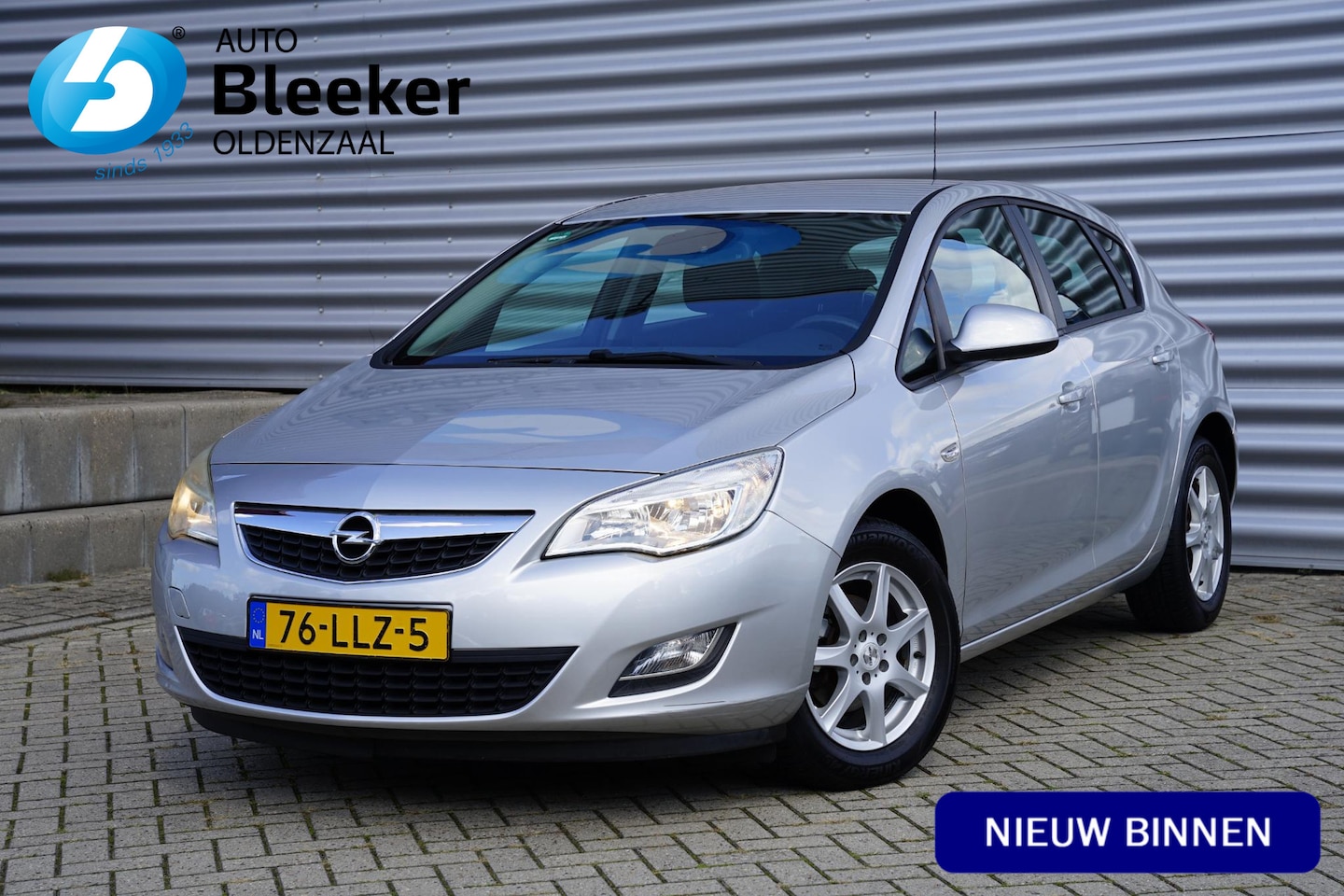 Opel Astra - 1.6 Edition Trekhaak Airco Cruise - AutoWereld.nl