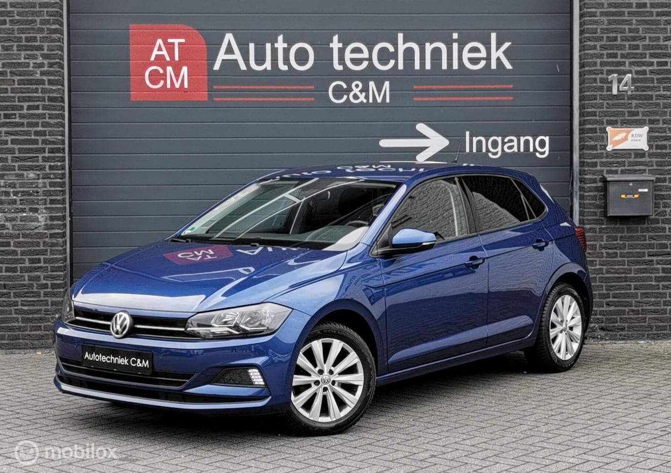 Volkswagen Polo - 1.0 TSI COMFORTLINE/95PK/DSG/ACC/NAV/PDC/VOL - AutoWereld.nl