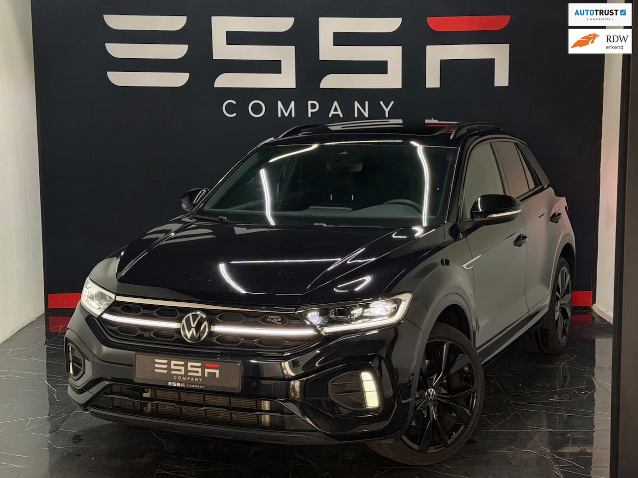 Volkswagen T-Roc - 2.0 TDI Full Option|Pano|IQ|Camera|Keyless| - AutoWereld.nl