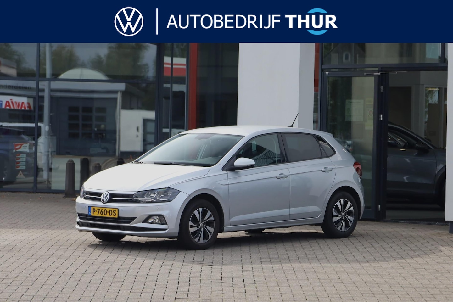 Volkswagen Polo - 1.0 TSI Comfortline 15" lmv, pdc voor en achter, spiegel pakket, navigatie, privacy glas, - AutoWereld.nl