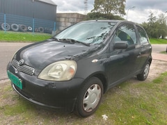 Toyota Yaris - 1.0-16V VVT-i Sol
