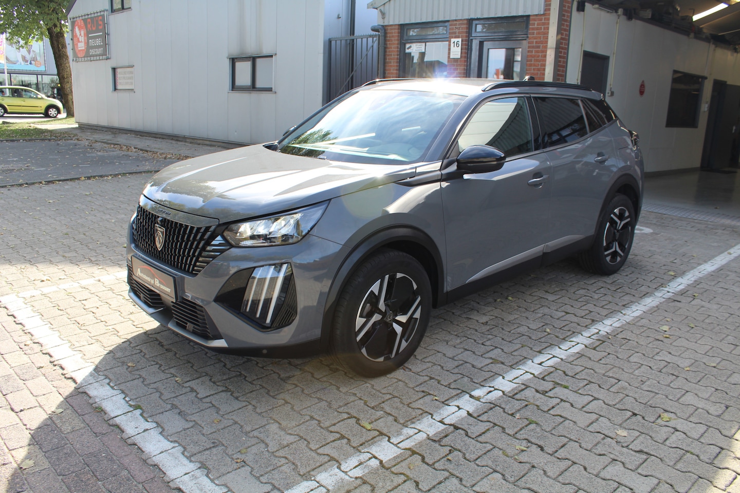 Peugeot 2008 - 1.2 PureTech 130 Allure Camera | Stoelverw. | Carplay/andriod - AutoWereld.nl