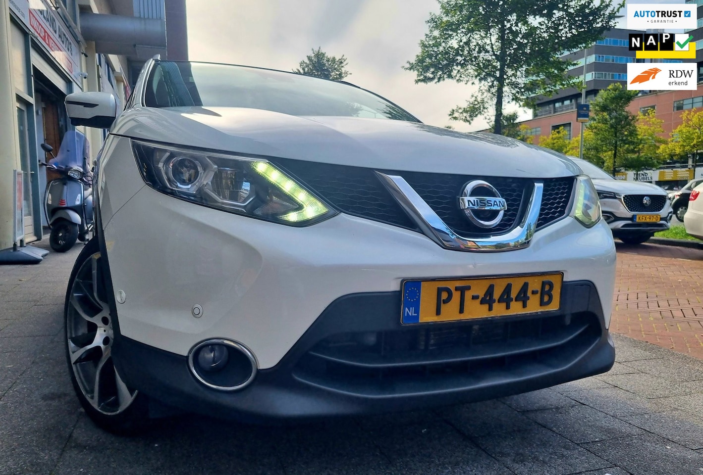 Nissan Qashqai - 1.2 Tekna 360camera Vol Opties - AutoWereld.nl