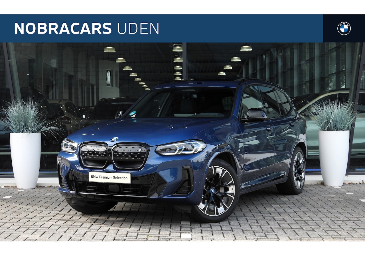 BMW iX3 - High Executive M Sport / Sportstoelen / Comfort Access / Laserlight / Head-Up / Harman Kar - AutoWereld.nl
