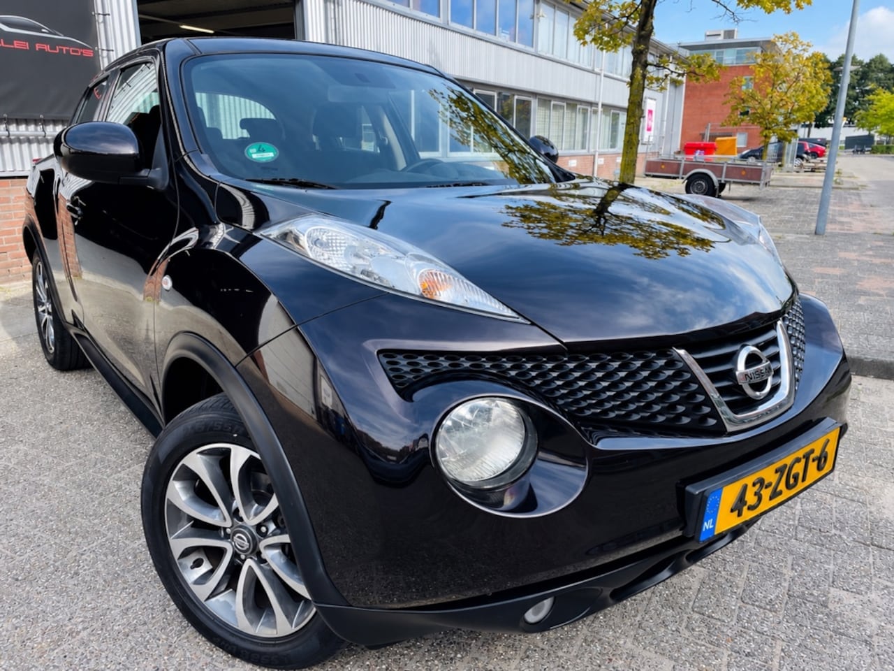 Nissan Juke - 1.6 Acenta navi camera trekhaak cv clima - AutoWereld.nl