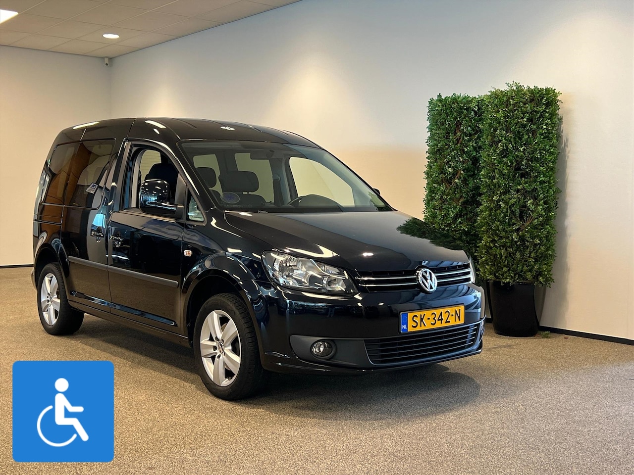 Volkswagen Caddy - Rolstoelauto 3+1 of 5+0 - AutoWereld.nl