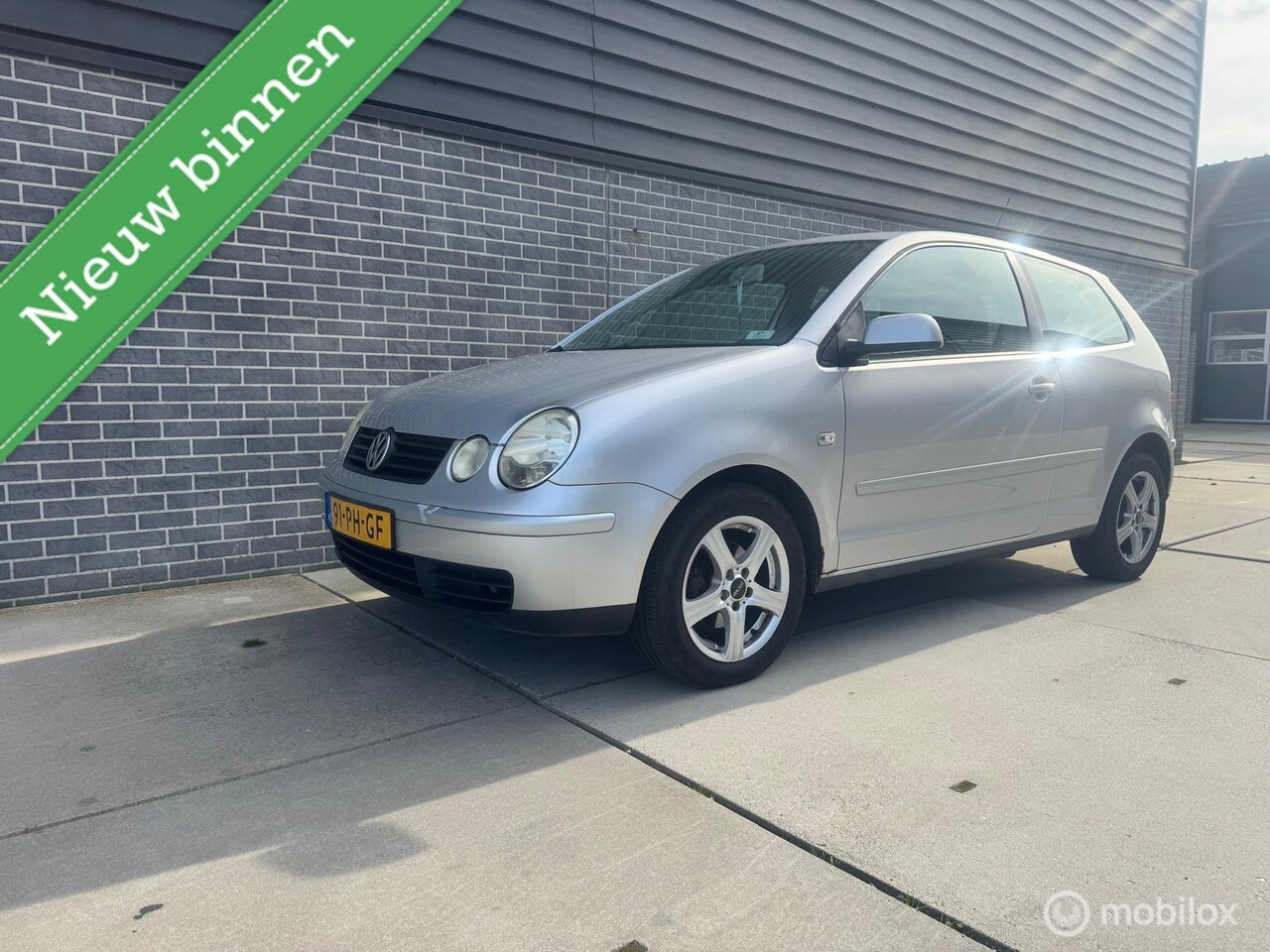 Volkswagen Polo - 1.4 Nieuwe APK Airco Elektriche Ramen Onderhoudsb - AutoWereld.nl