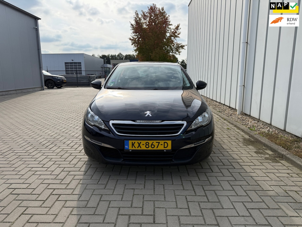 Peugeot 308 SW - 1.2 PureTech Blue Lease / Lekke Koppakking / Airco / Navi / - AutoWereld.nl